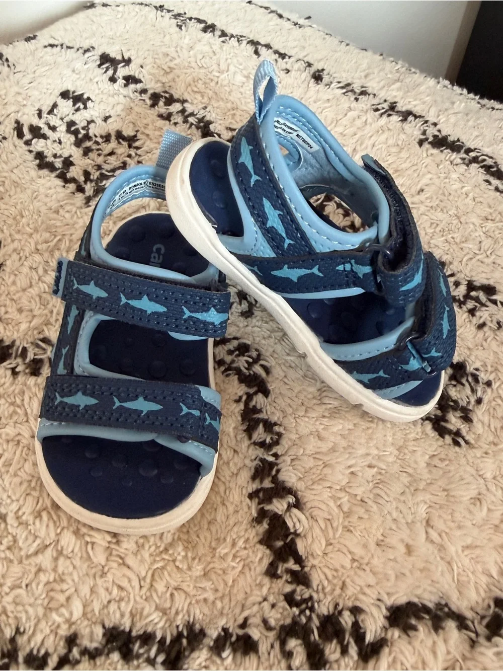 Carter’s Toddler Shark Print Sport Sandals Blue Hook Loop Size 3 Water Shoes